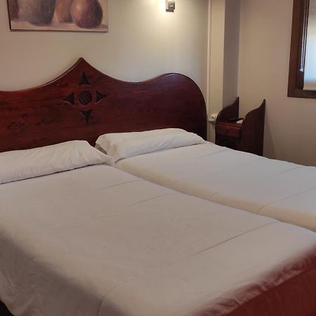 Hostal Suetxe Лос-Аркос Екстер'єр фото