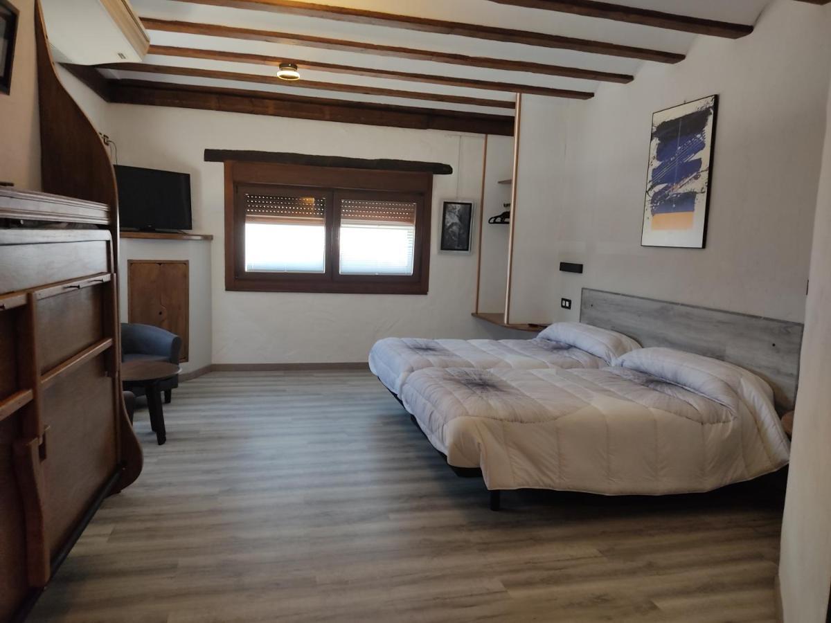 Hostal Suetxe Лос-Аркос Екстер'єр фото