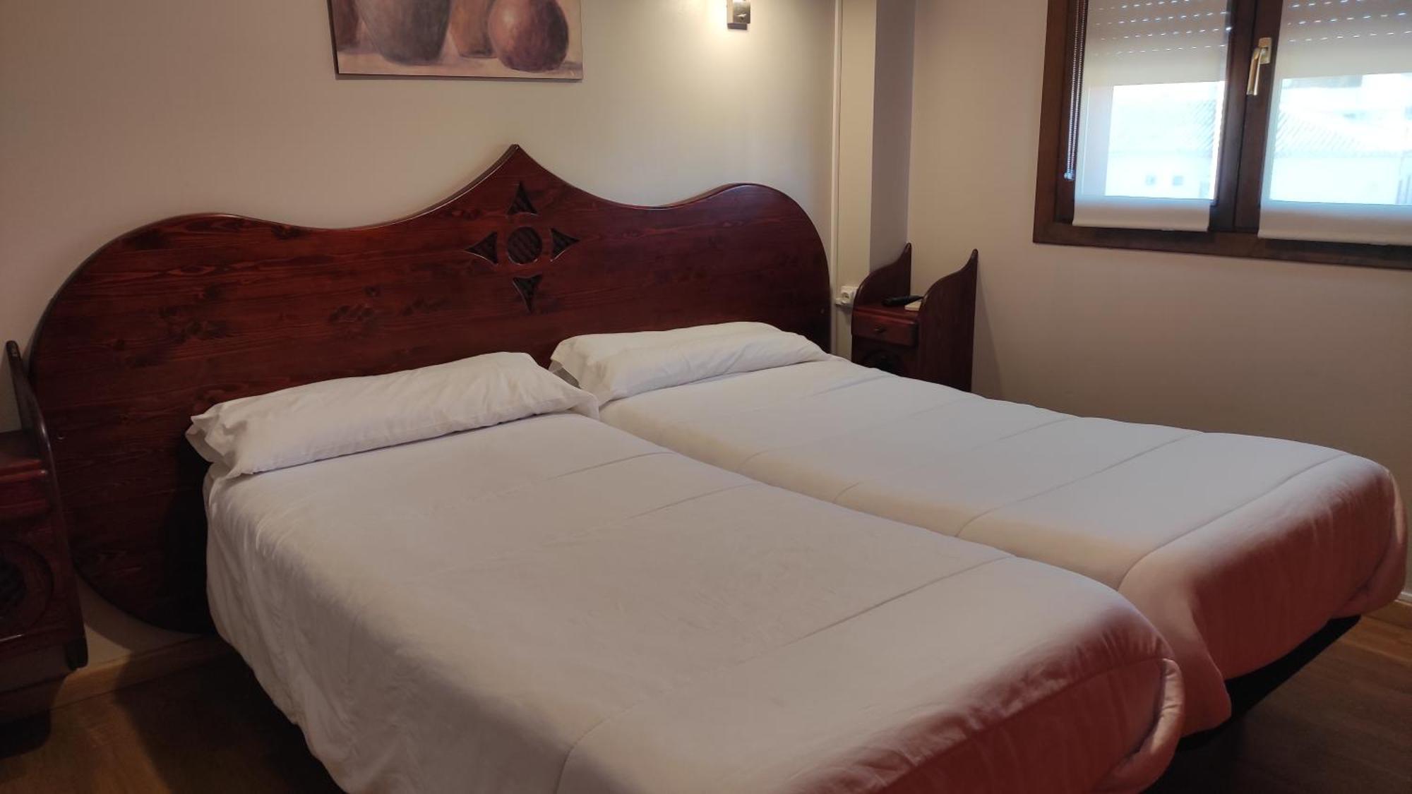 Hostal Suetxe Лос-Аркос Екстер'єр фото