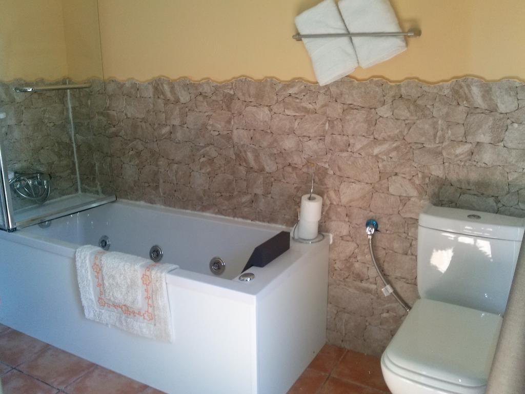 Hostal Suetxe Лос-Аркос Номер фото